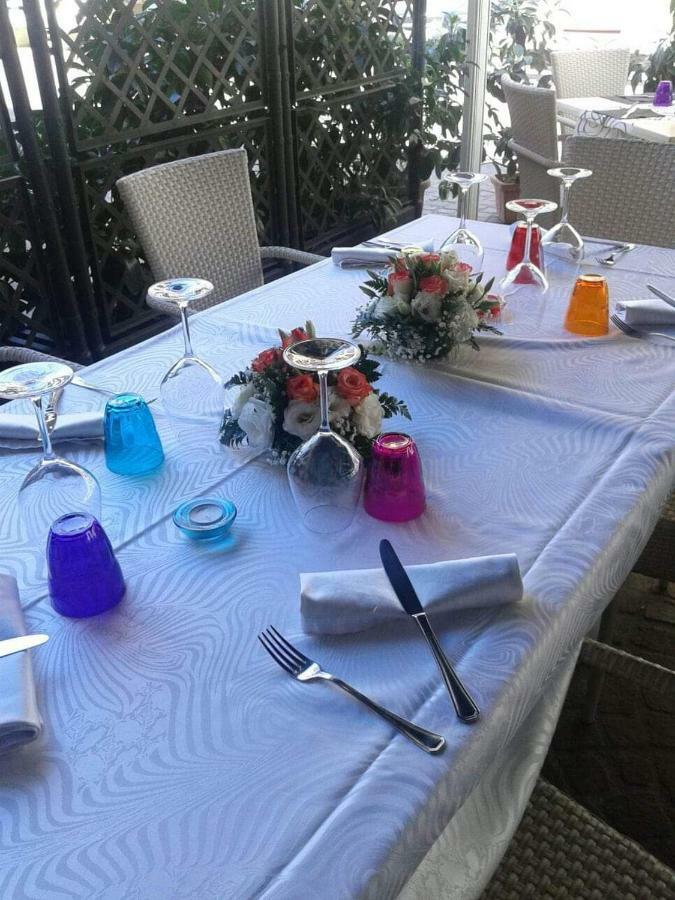Siriana open space sea front Castellammare di Stabia Exterior foto